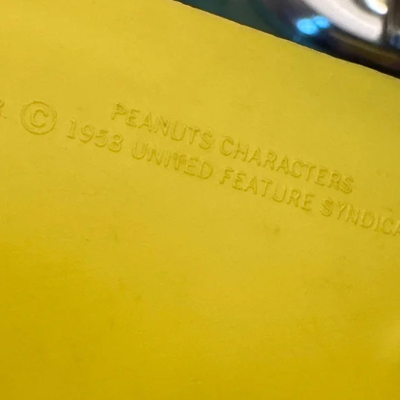 Hallmark Red, Green, Yellow, and Orange Cookie Cutter Set. Vintage lot of 7. - Picture 10 of 13